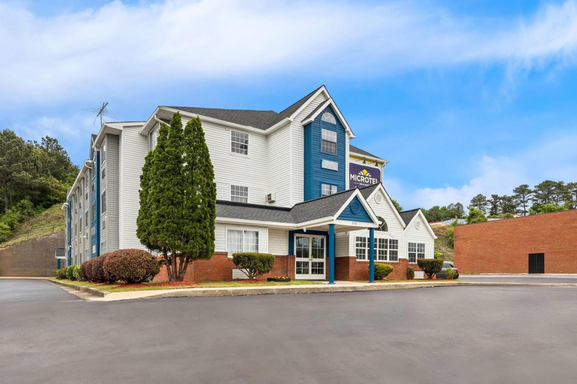 Microtel Inn & Suites By Wyndham Норкросс Экстерьер фото